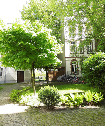 Grüner Innenhof